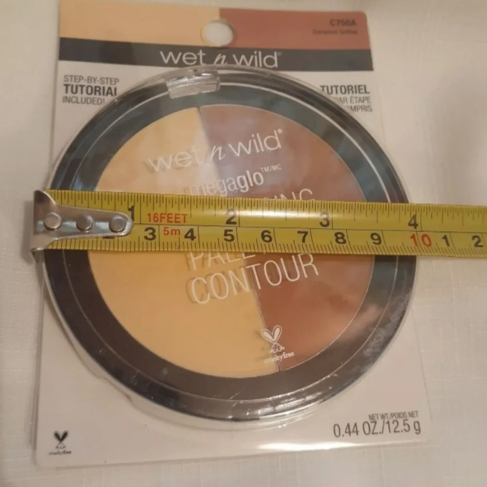 2/$20 Wet n Wild Mega Glo Contouring Palette Contour C750A CARAMEL TOFFEE 0.44Oz